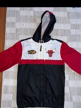 Chicago Bulls Windbreaker Jacket - Black, Red, White